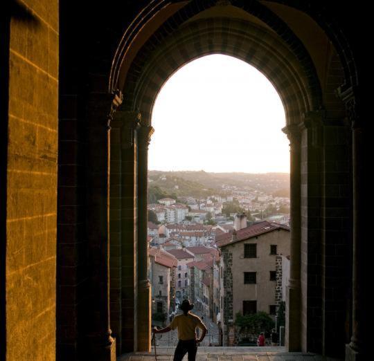 Gite La Decouverte Petit Dejeuner Offert Le Puy-en-Velay 外观 照片